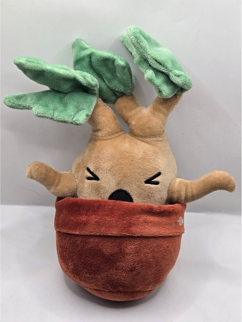 Harry Potter Mandrake Plush Wizarding World Universal Studios 12" Plant Toy EUC